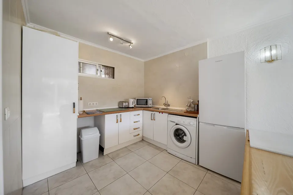 Kitchen, WL Costa Properties · 2026 · shoot 5