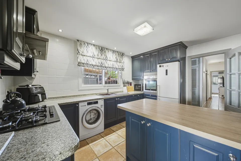Kitchen, WL Costa Properties · 2026 · shoot 7