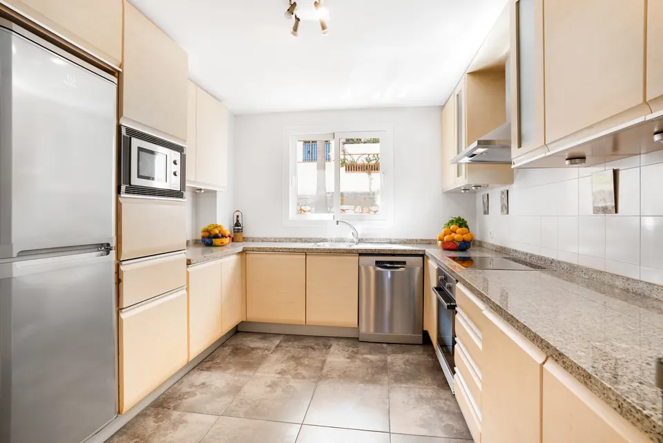 Kitchen, Suncoaster · 2023 · shoot 3