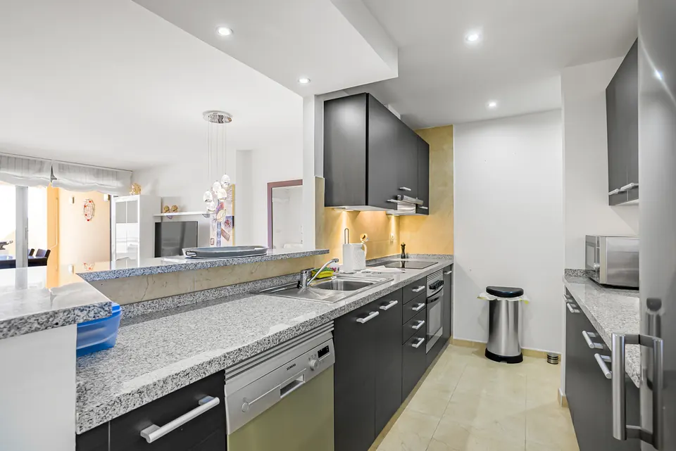 Kitchen, Suncoaster · 2023 · shoot 5