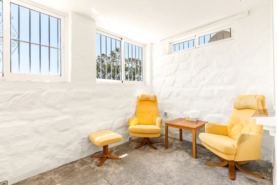 Living room, Suncoaster · 2023 · shoot 10
