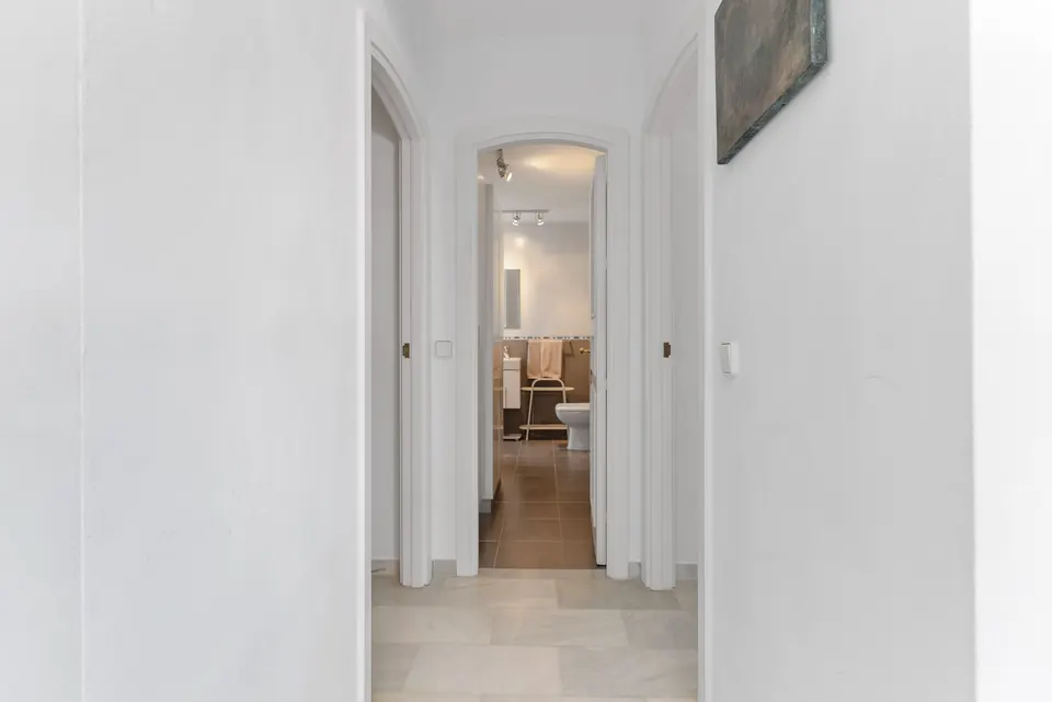 Entrance, Suncoaster · 2023 · shoot 13