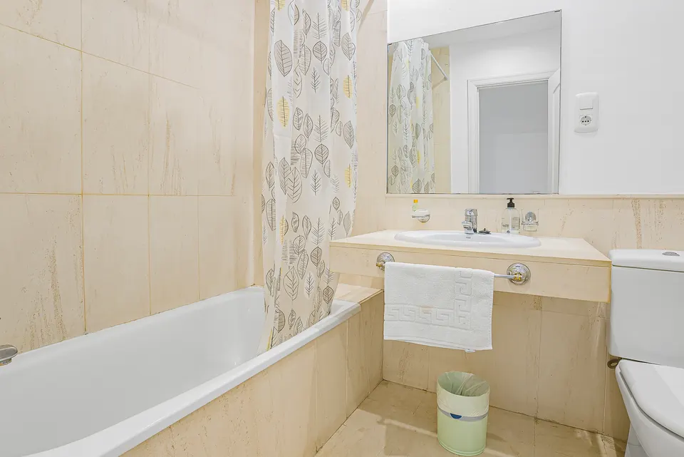 Bathroom, Property · 2023