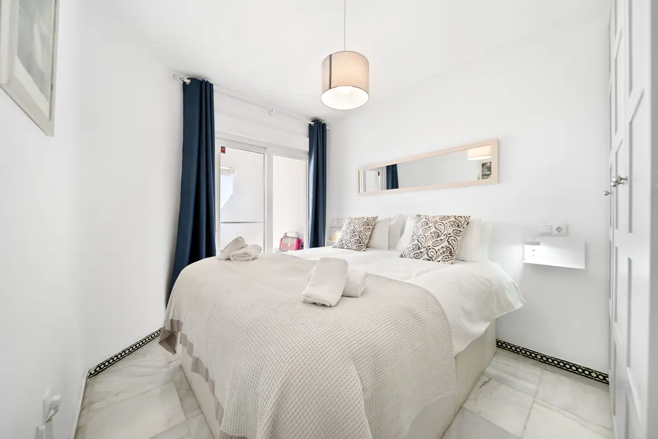 Bedroom, Suncoaster · 2023 · shoot 16