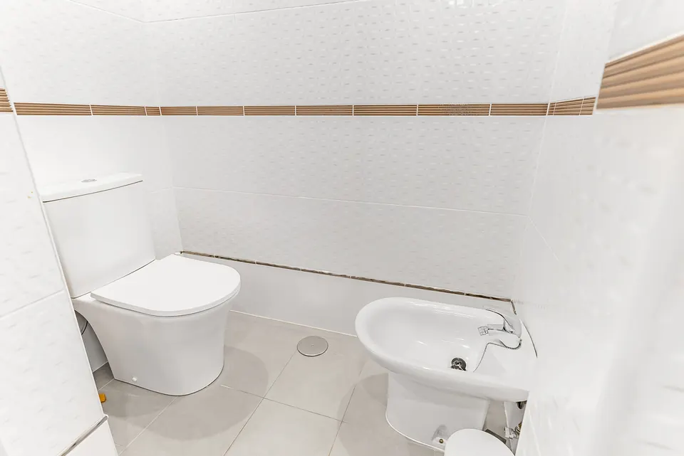 Bathroom, Suncoaster · 2023